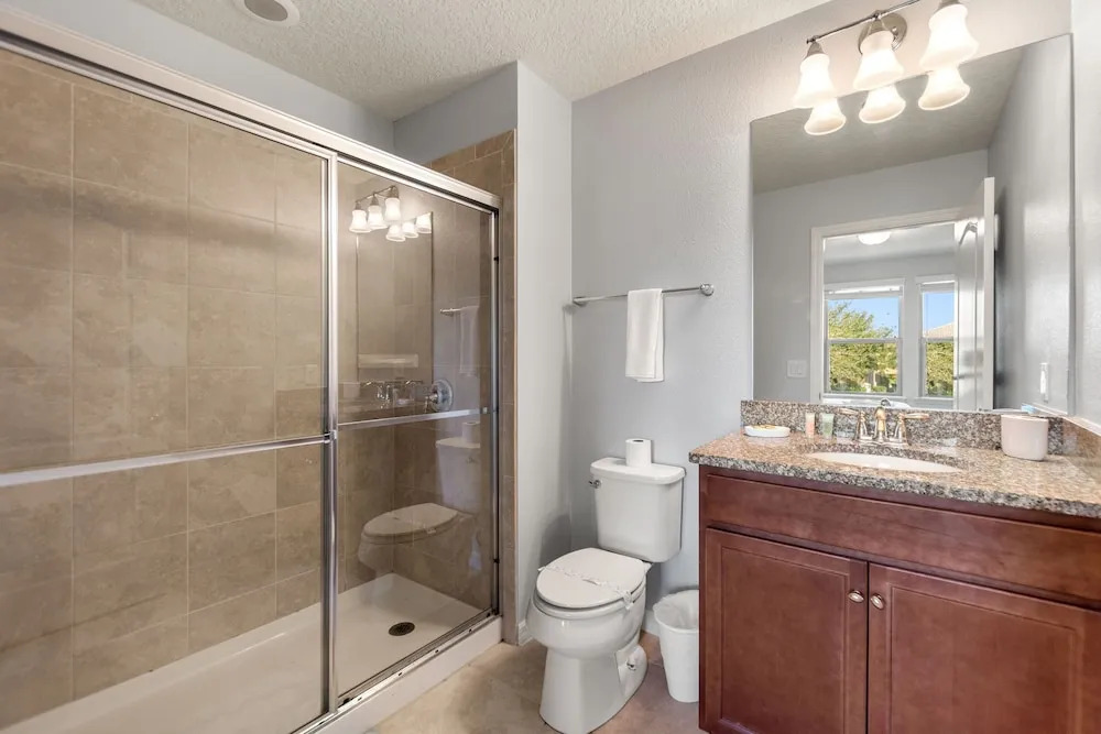 Blissful Haven @ Windsor Westside by Shine Villas 995