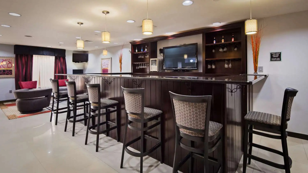 Best Western Plus Goodman Inn & Suites