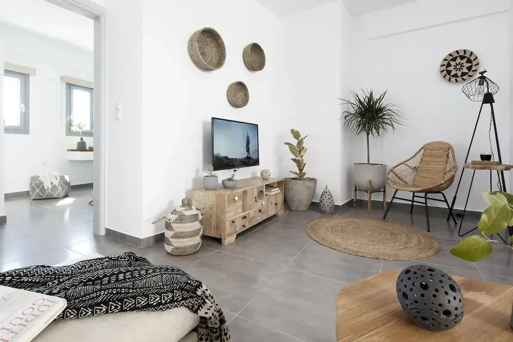 Pnoi Luxury Suites