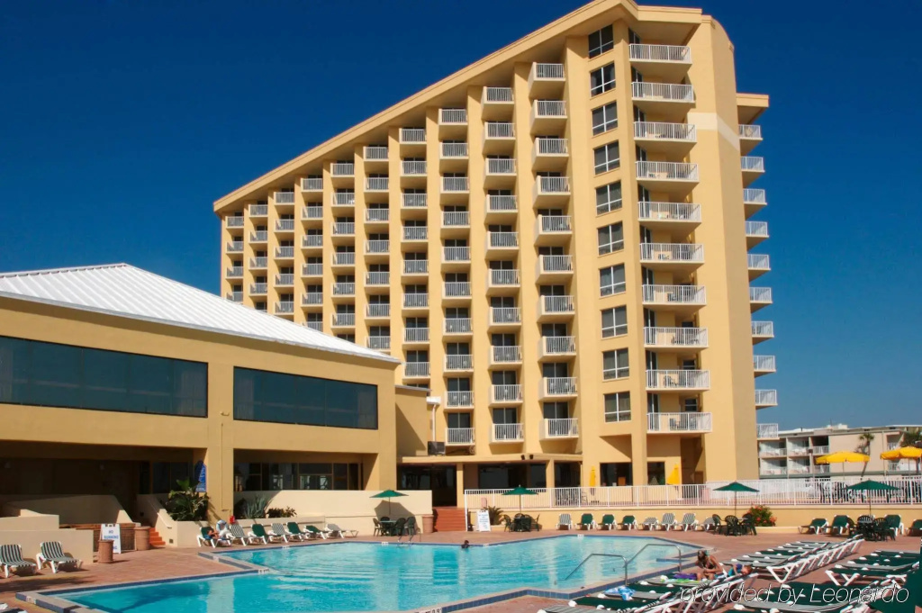 Отель Renaissance Daytona Beach Oceanfront
