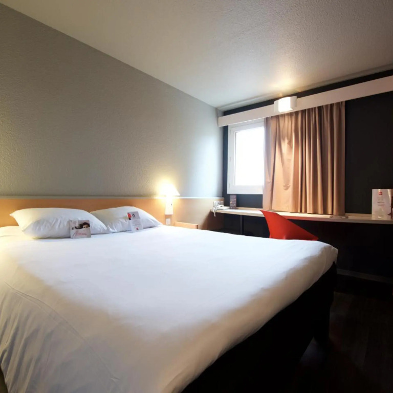 ibis Pau Lescar