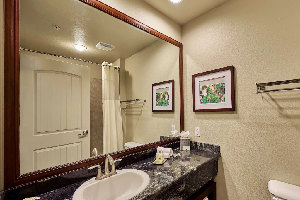 DoubleTree by Hilton Phoenix-Gilbert