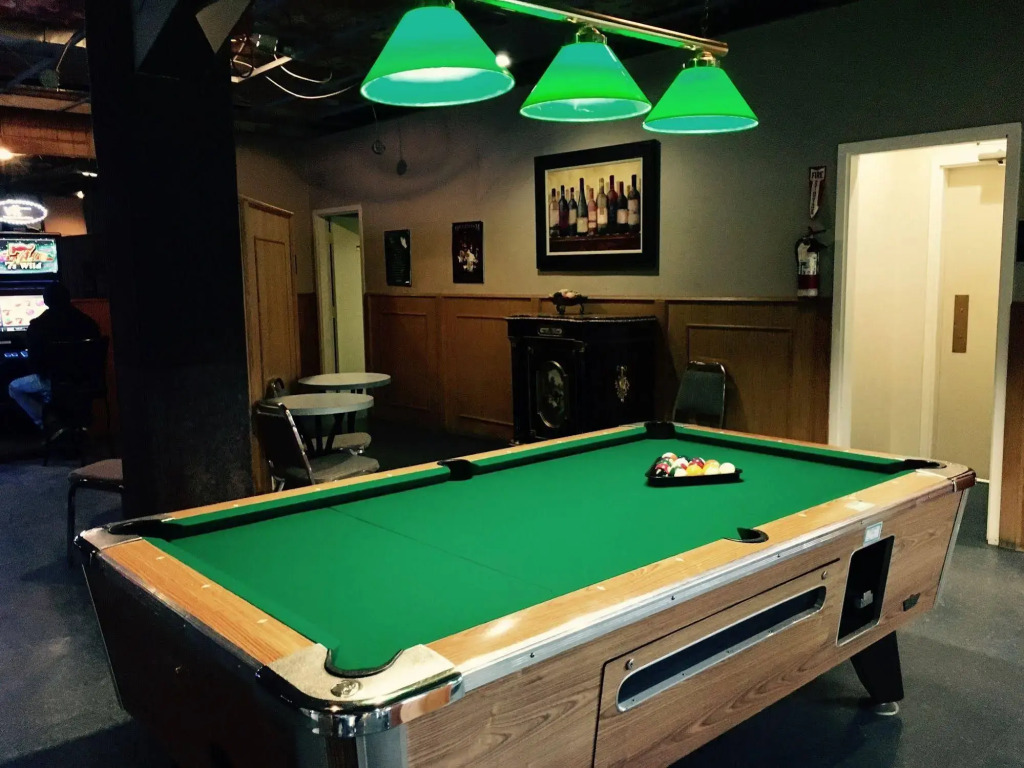 Stettler Hotel