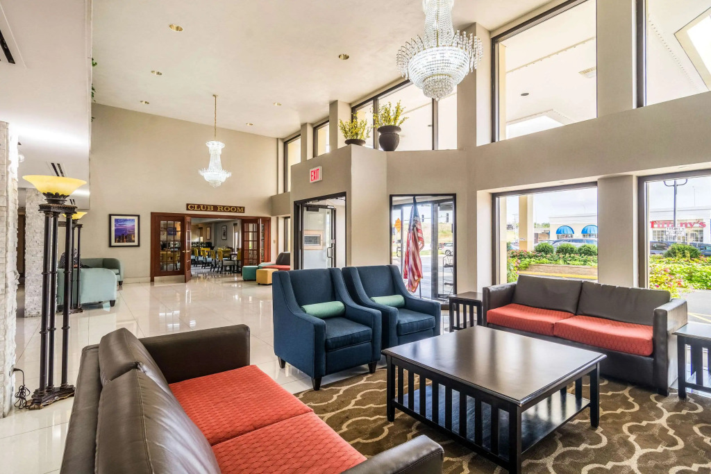 Spark by Hilton Des Plaines Chicago OHare