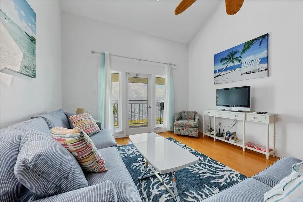 Port Charlotte Private Waterfront Condo Wa4410-317