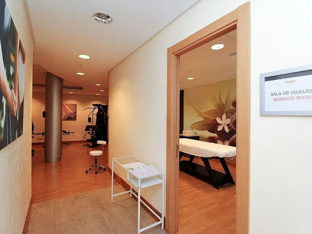 Samara 2 - Ultimate Seaview Apartment in Samara Resort, Heated Pool