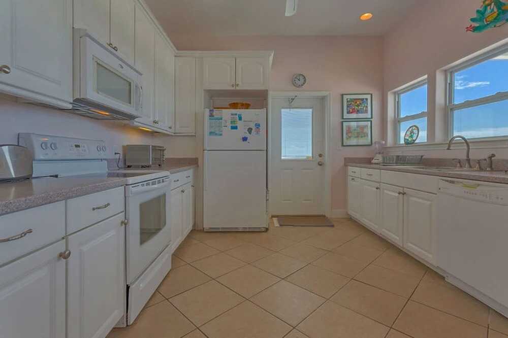 Leeward by Meyer Vacation Rentals