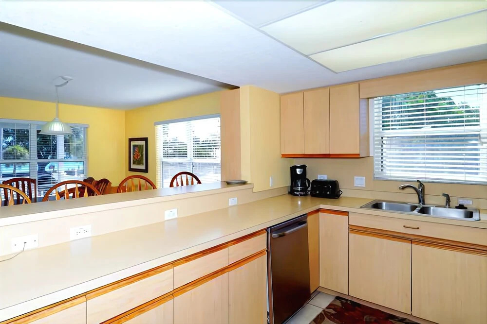 Hibiscus House 4 Bedrooms 3 Bathrooms Home