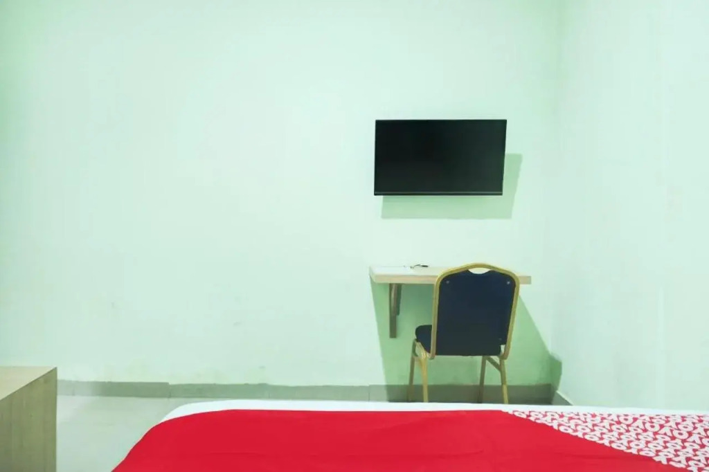 Hotel O Ilir Timur I Near Rsud Siti Fatimah Az-Zahra Formerly Lumendiva Suite