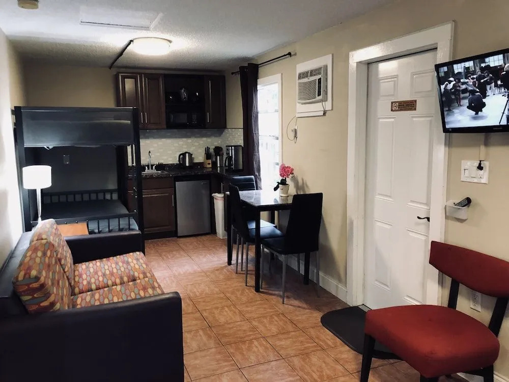 Sheridan Hostel