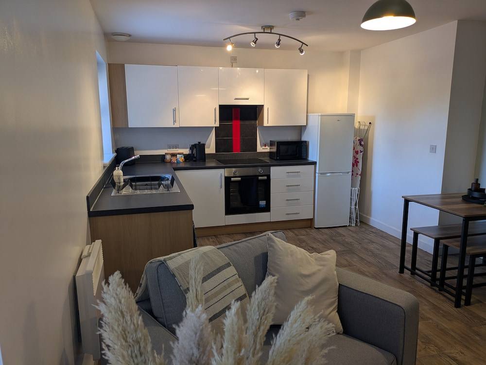 Ground Floor Apartment - Cloisters Coastal Escape