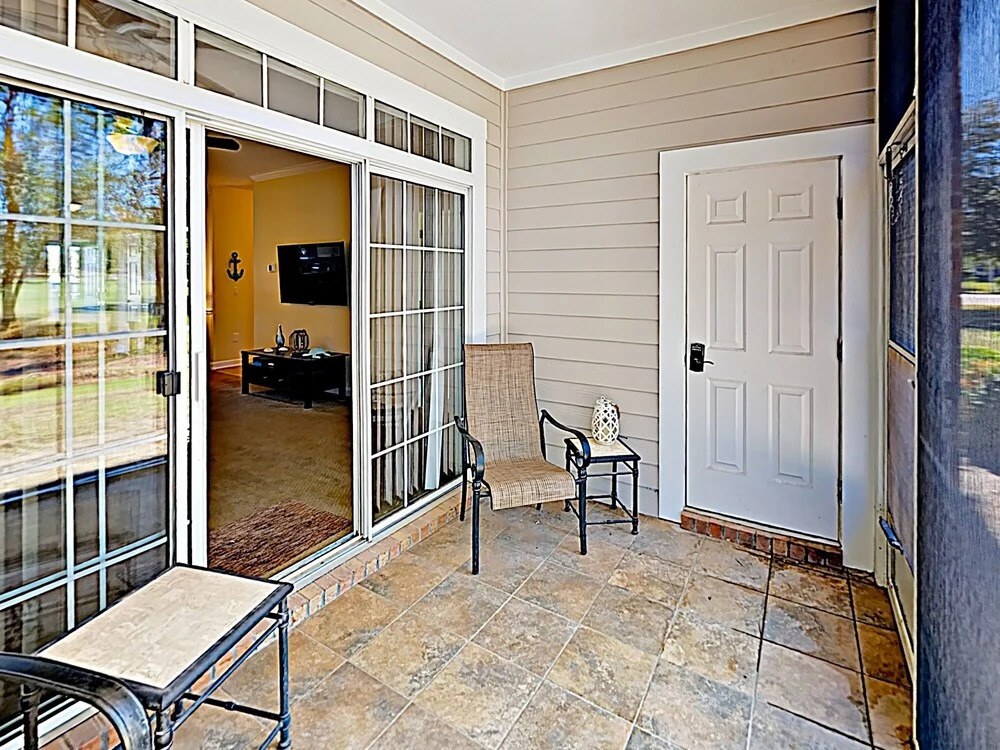 New Listing! Coastal W/ Pools On Golf Course 2 Bedroom Condo
