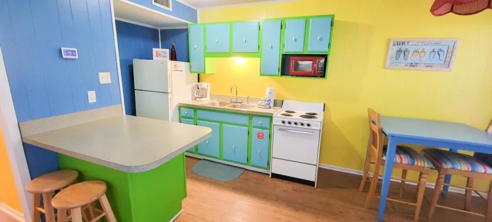 Sea & Sun 106 by Gold Star Vacation Rentals