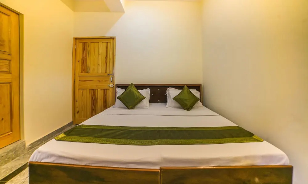 Treebo R S Palace Pushkar