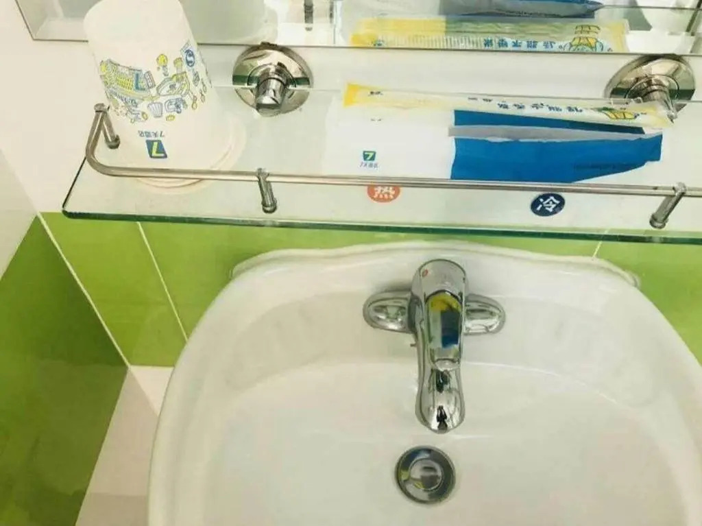 7 Days Inn Nanchang Ba Yi Square Songbai Branch