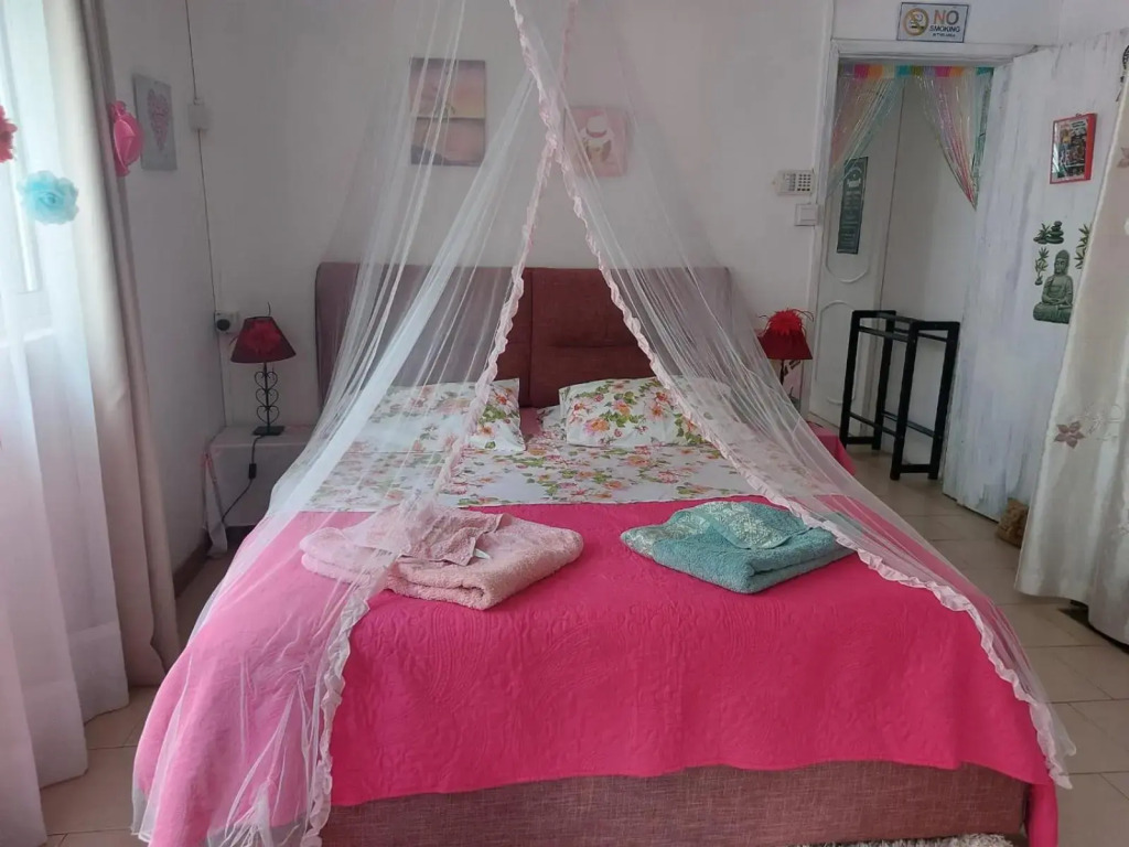 Chambre Dhote PLACE DES AMOUREUX