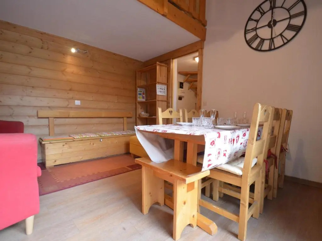 Appartement Les Menuires, 3 pièces, 7 personnes - FR-1-452-36