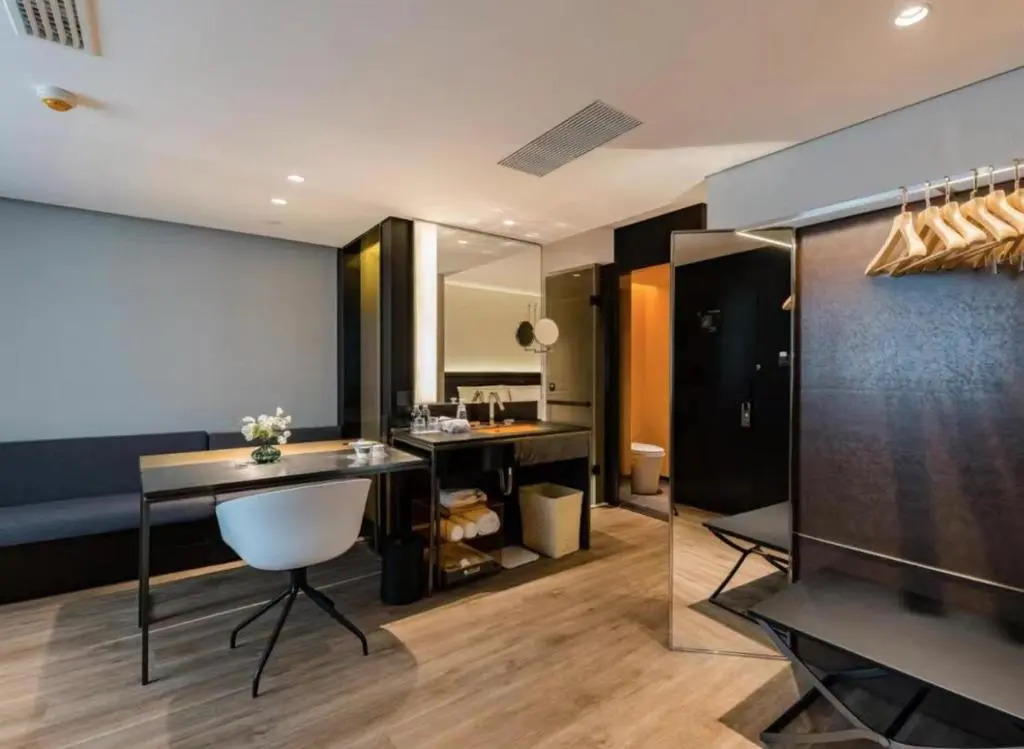 Atour S Hotel Financial Center Lujiazui