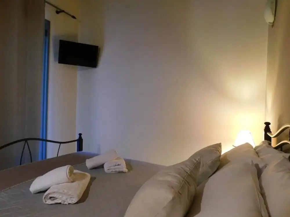 Vassia Holiday Homes