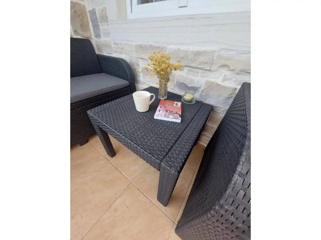 Villa Stone