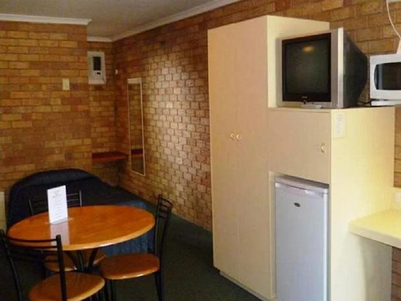 Shady Rest Motel