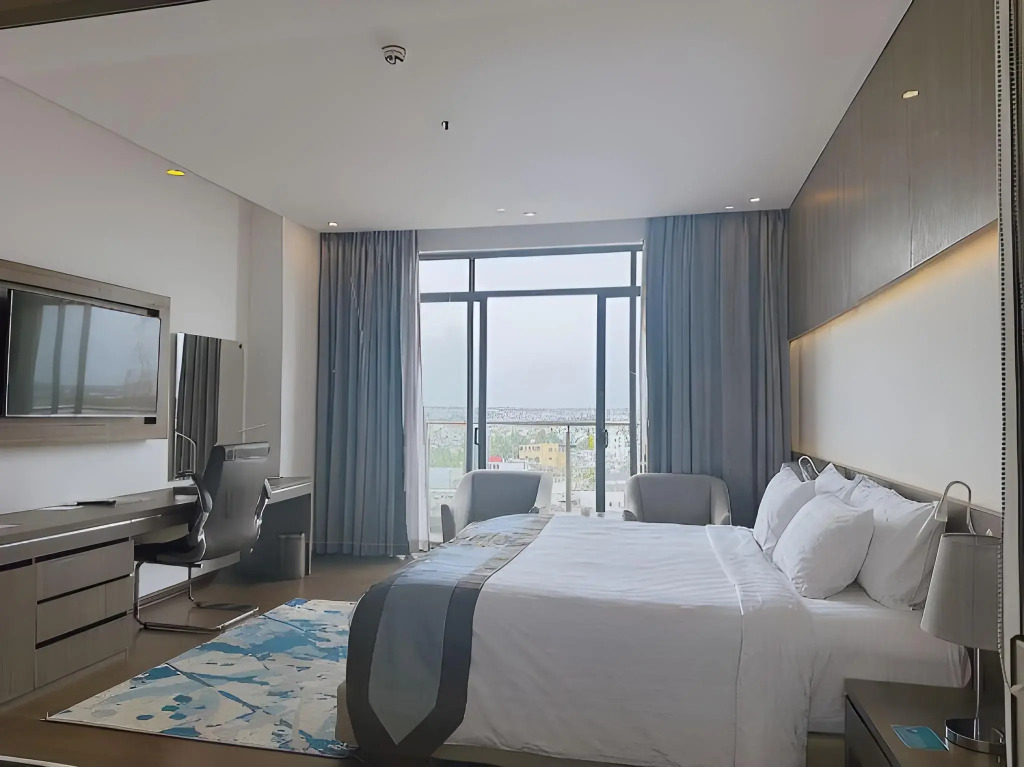 The Mira Central Park Hotel