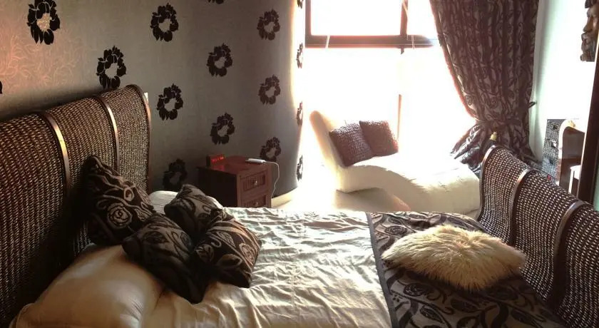 Fantastic Birmingham Jewellery Quarter 2 Bed Home