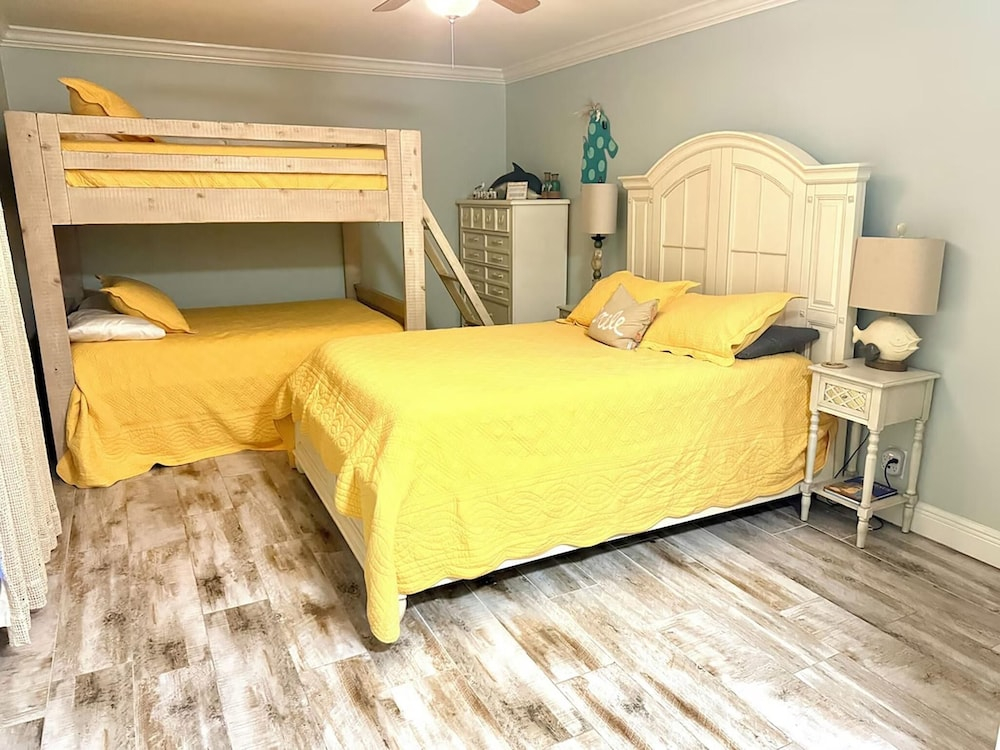 Gulfs Edge Townhome #16 - Sealee