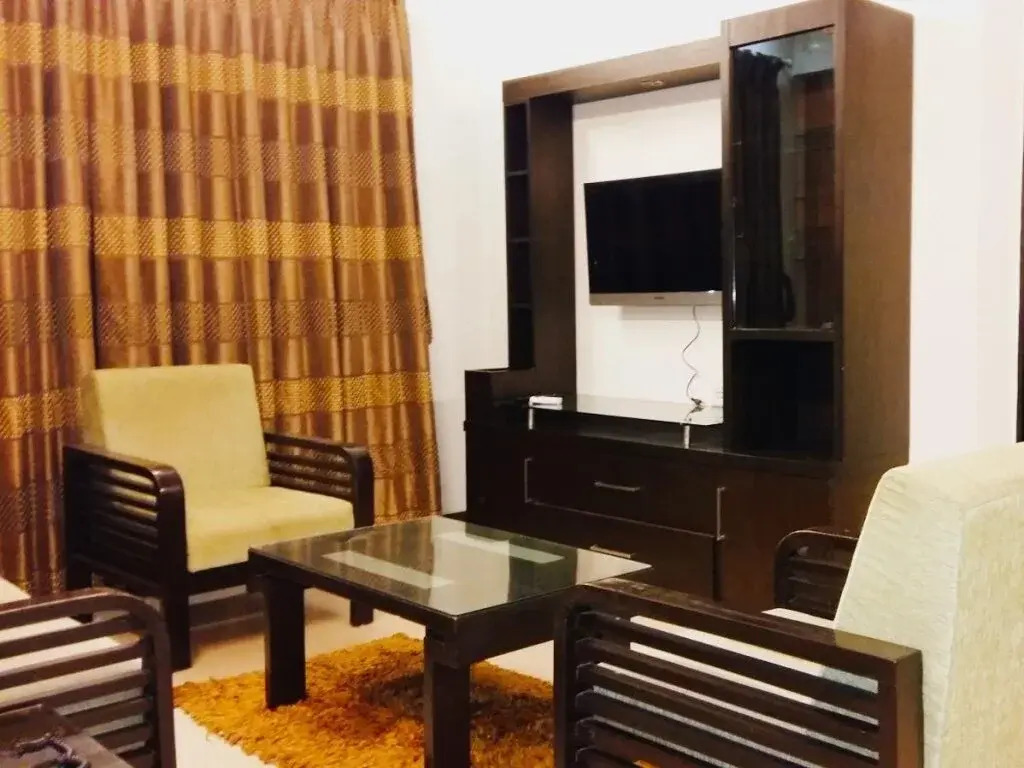 Executive Symphony - Service Apartment
