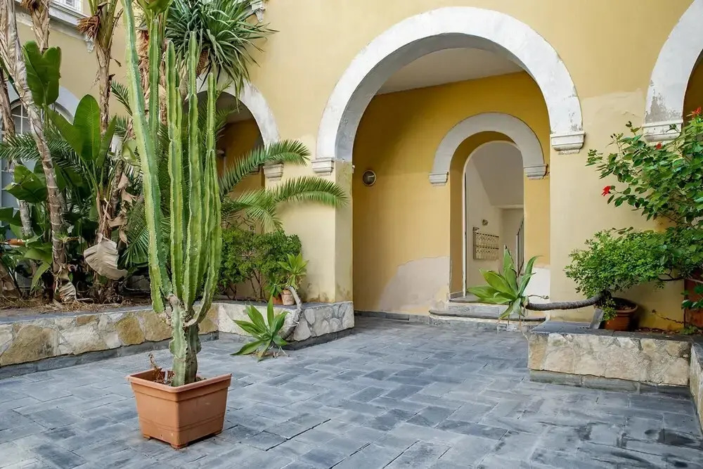 Oltremare Studio II in Siracusa