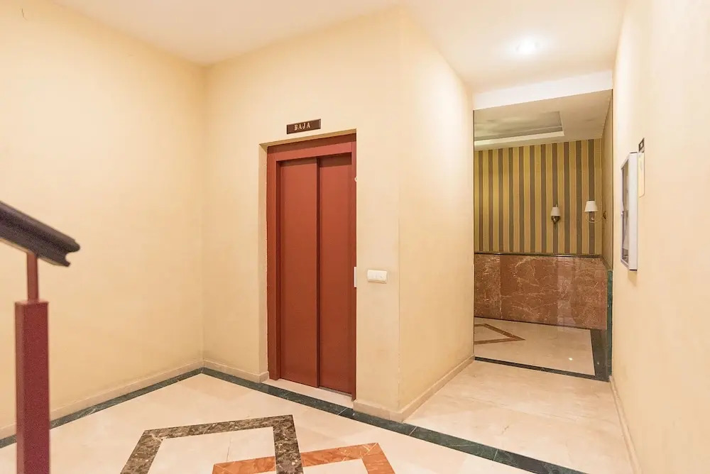 Carretería Center Apartments