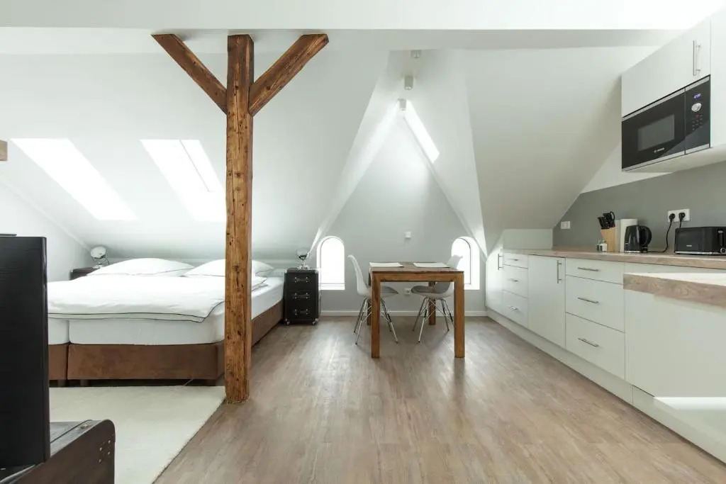 AMSTERDAM · CHILLINGHOUSE # 6, 3 Min. vom ICE, NETFLIX, Garten