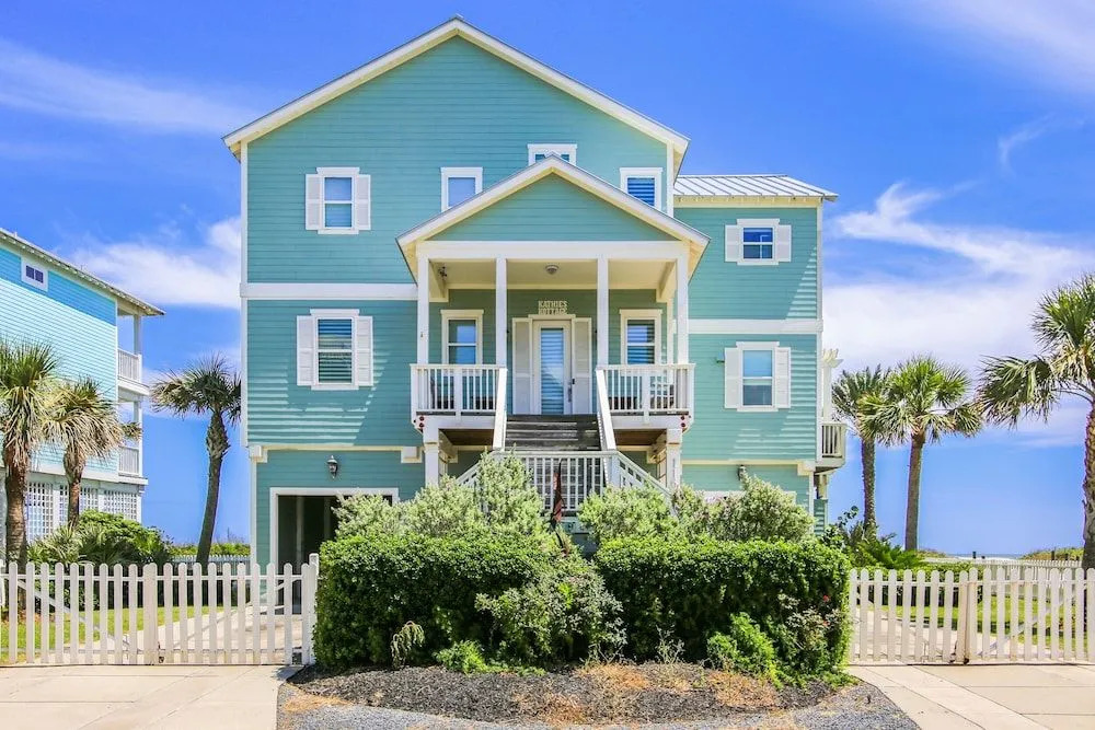 Kathies Beachfront Kottage