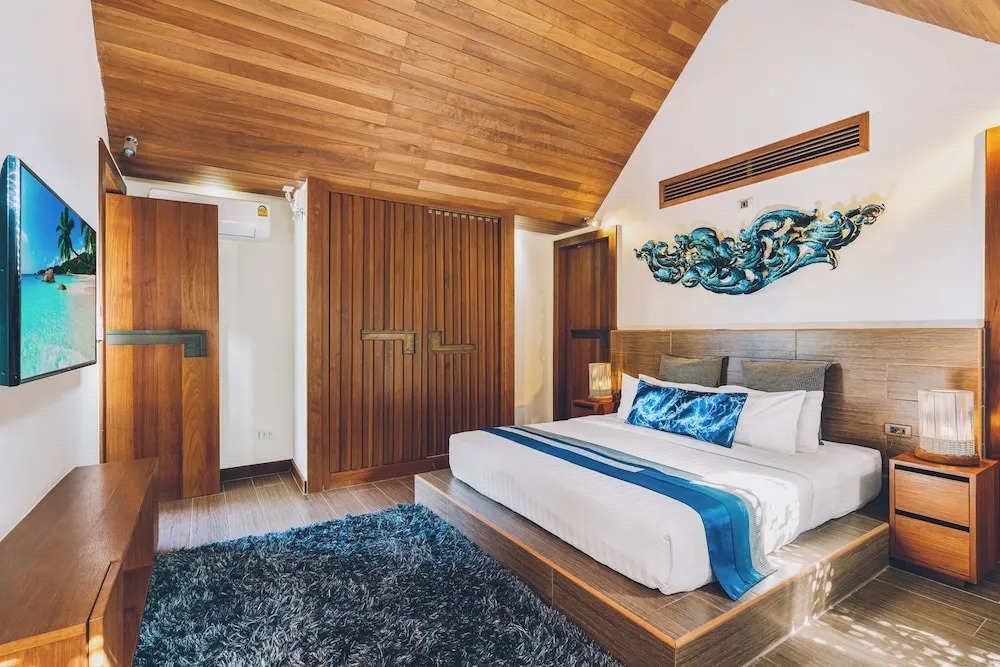 Allure Resort