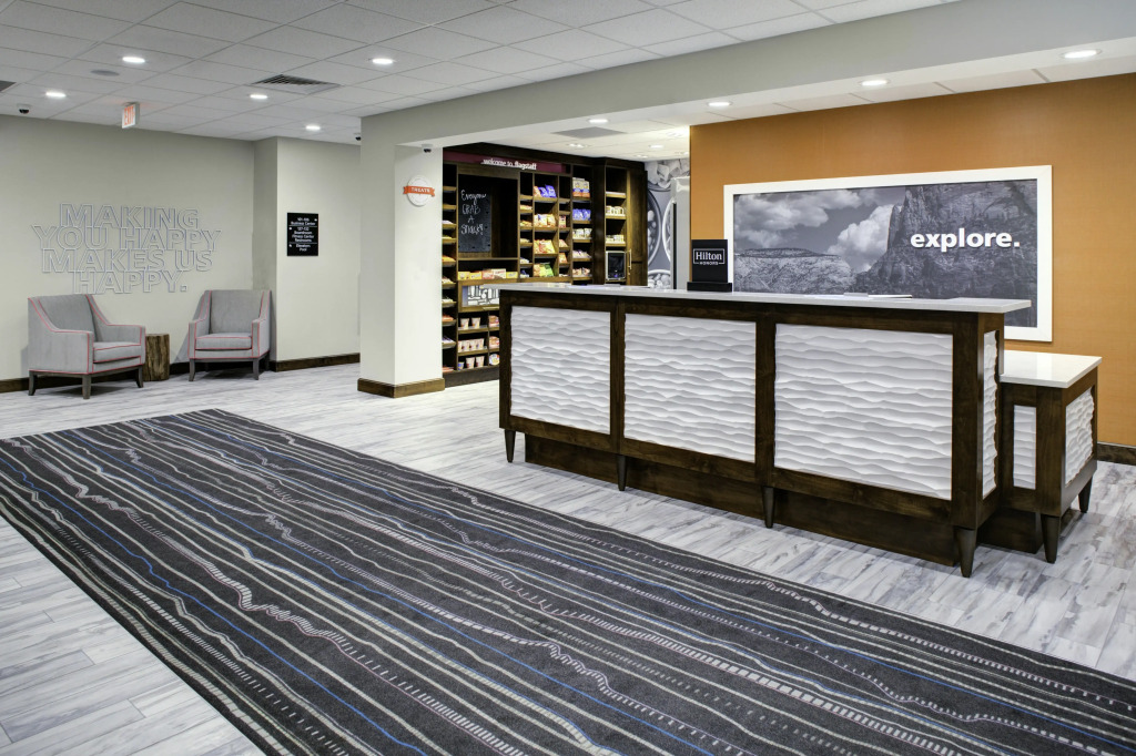 Hampton Inn Suites Flagstaff East