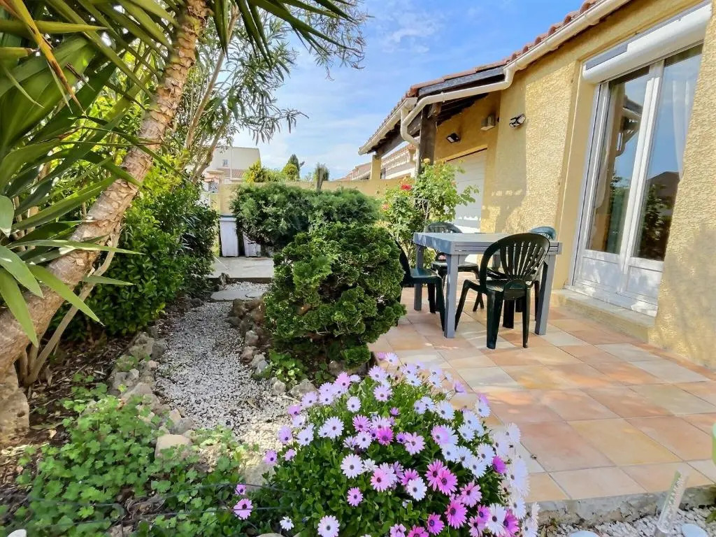 Cimm Valras Villa pour 8 personnes avec piscine privé