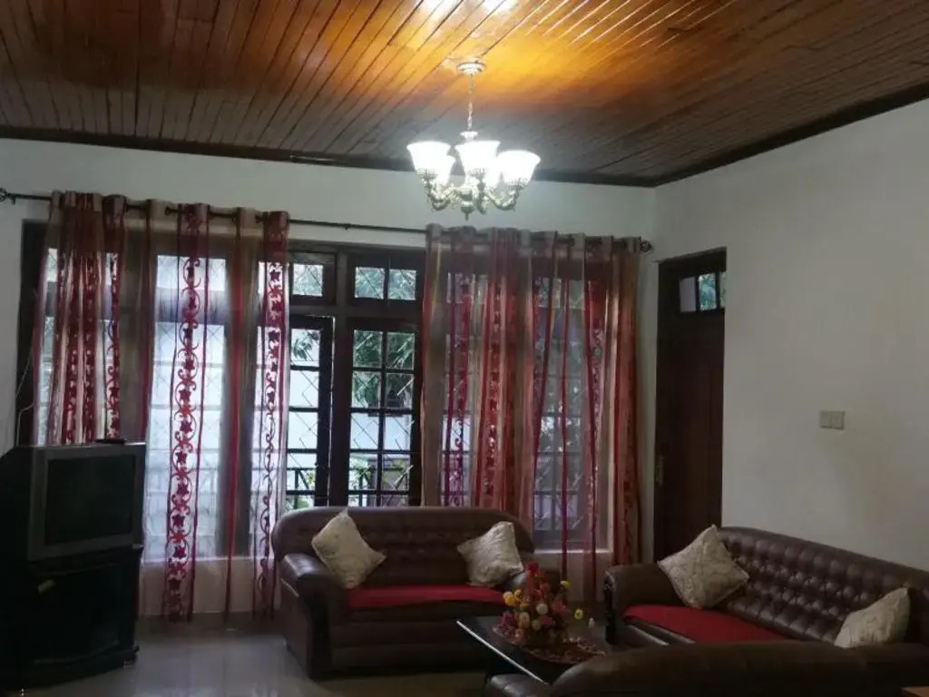 Crystal Lake Resort