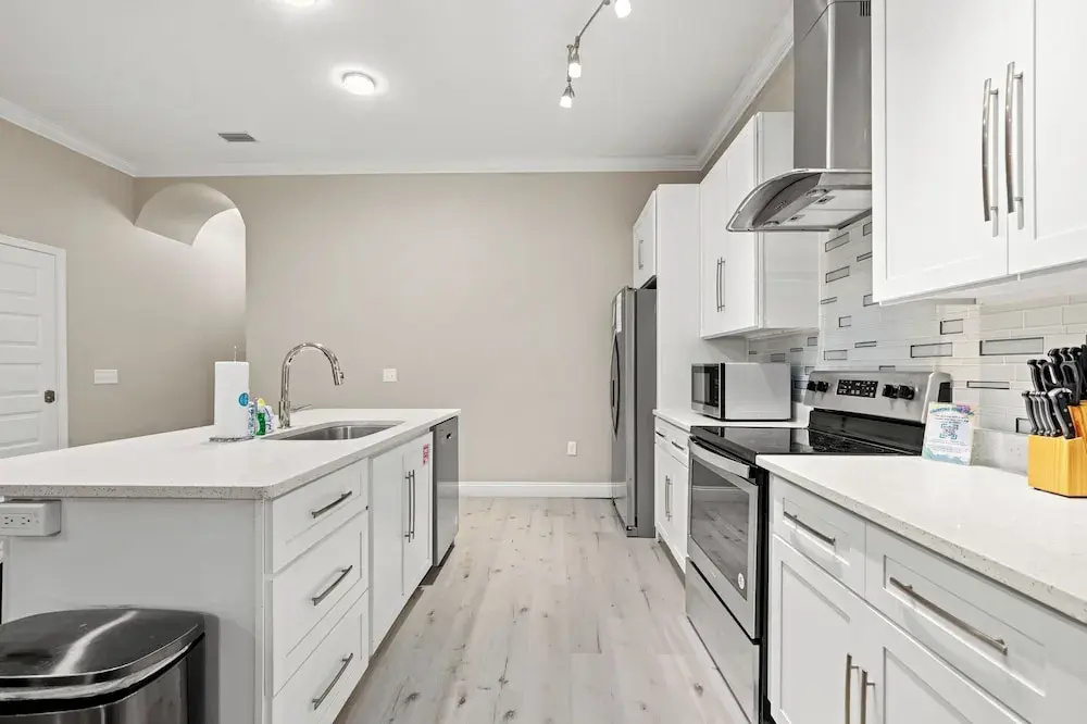 Spacious 4-bed, 3-bath Beach House Sleeps 12 for the Perfect Getaway