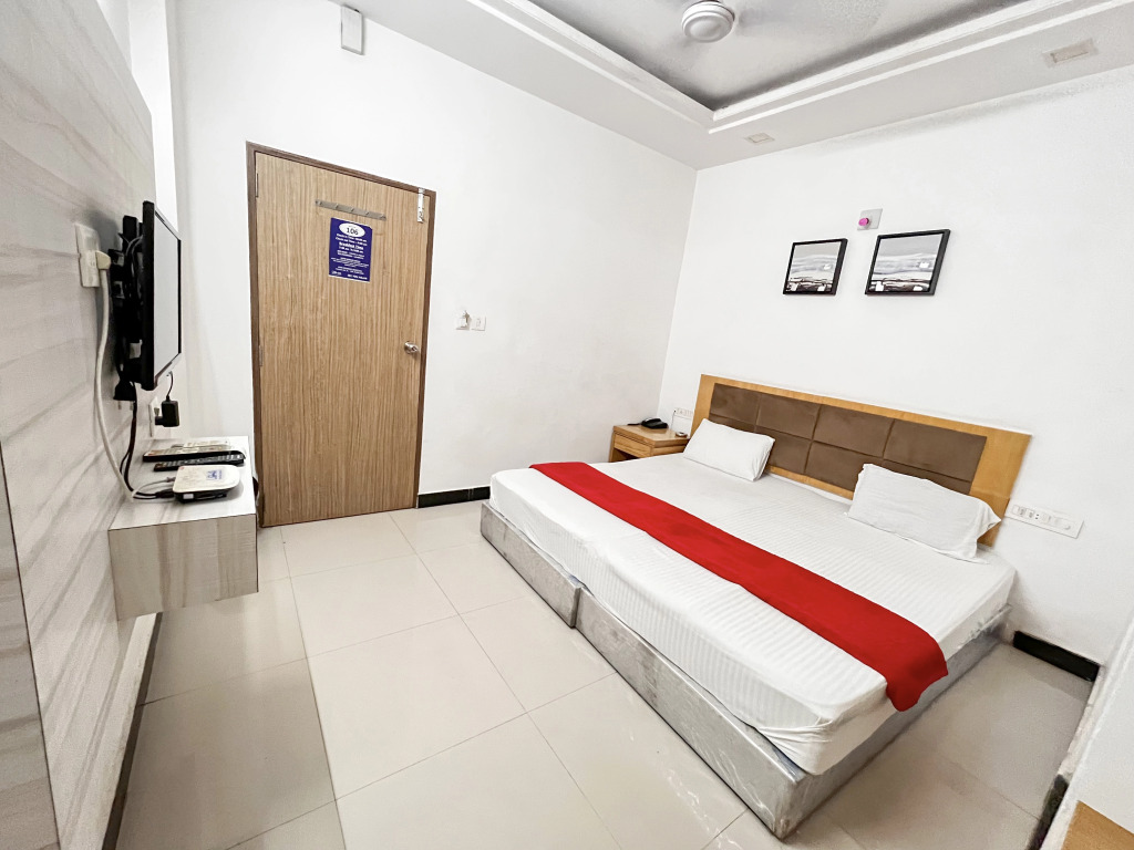 StayGuru Usha Residency