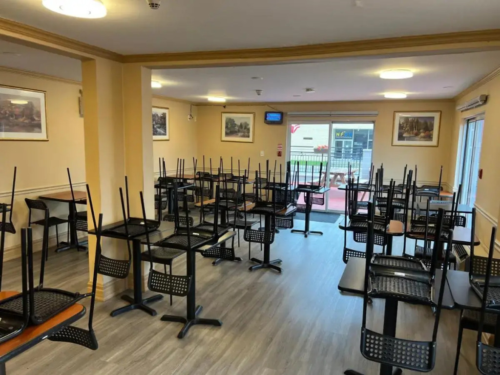 The Glengate Hotel & Suites