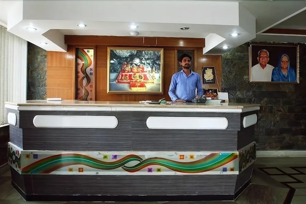 Hotel Jagdambay