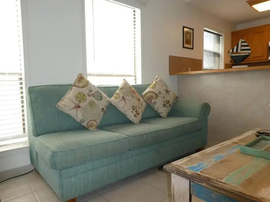 Steps To The Beach/Pet Friendly
