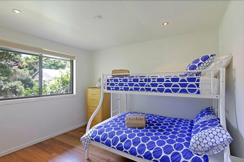 Mi Casa - stylish beach house near town & surf