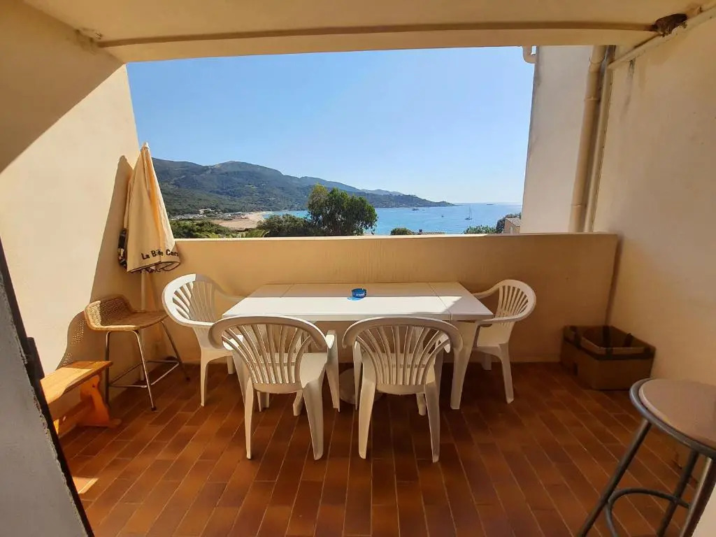 Apartment Liscia sea view