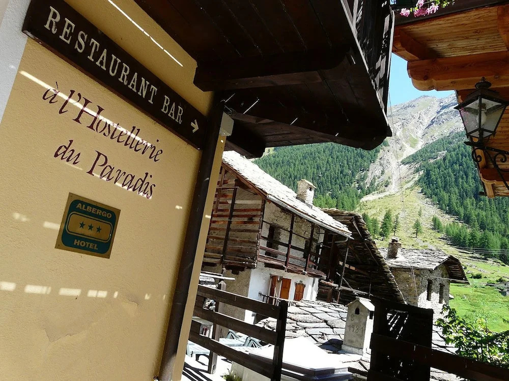 À lHostellerie Du Paradis