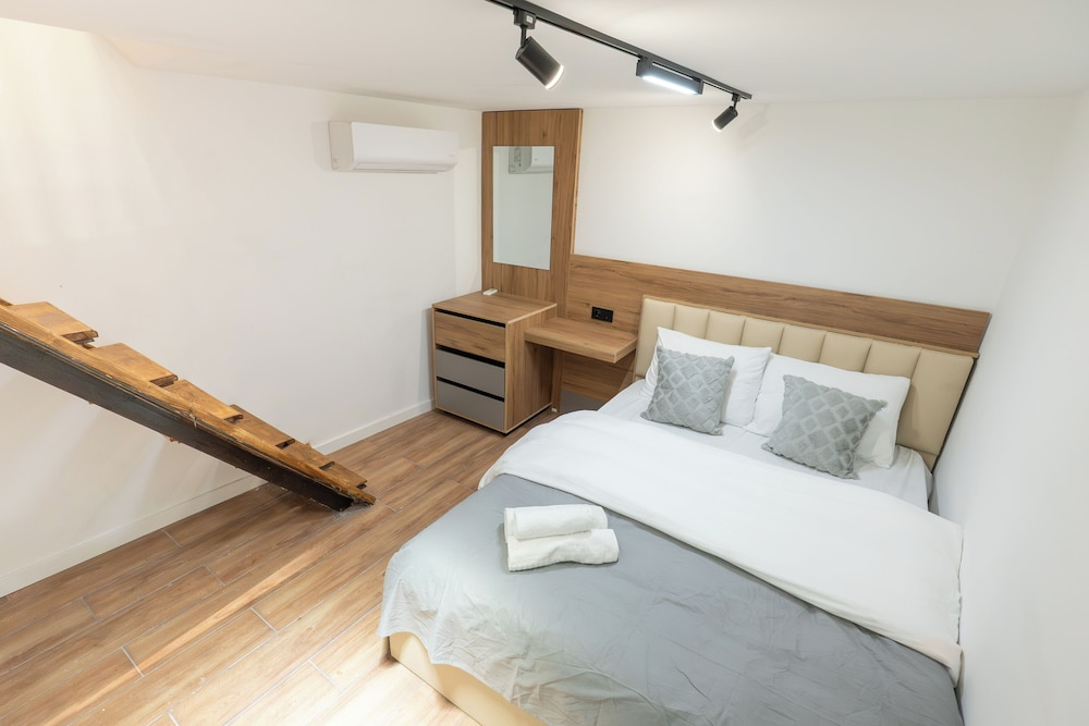 Boutique 4BR House - Tbilisi Old Town