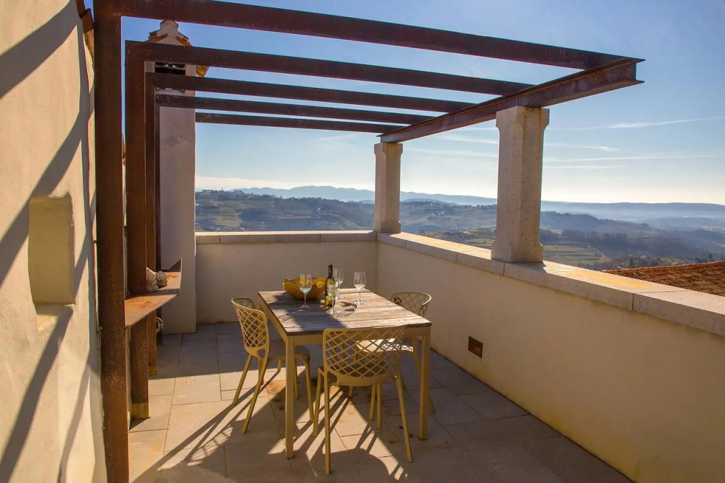 Aldilà Art Rooms, Apartment and Vacation House