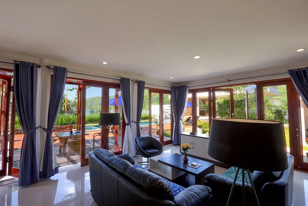 Villa Luna Kuta Lombok