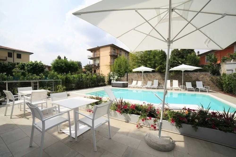 Viola Relais