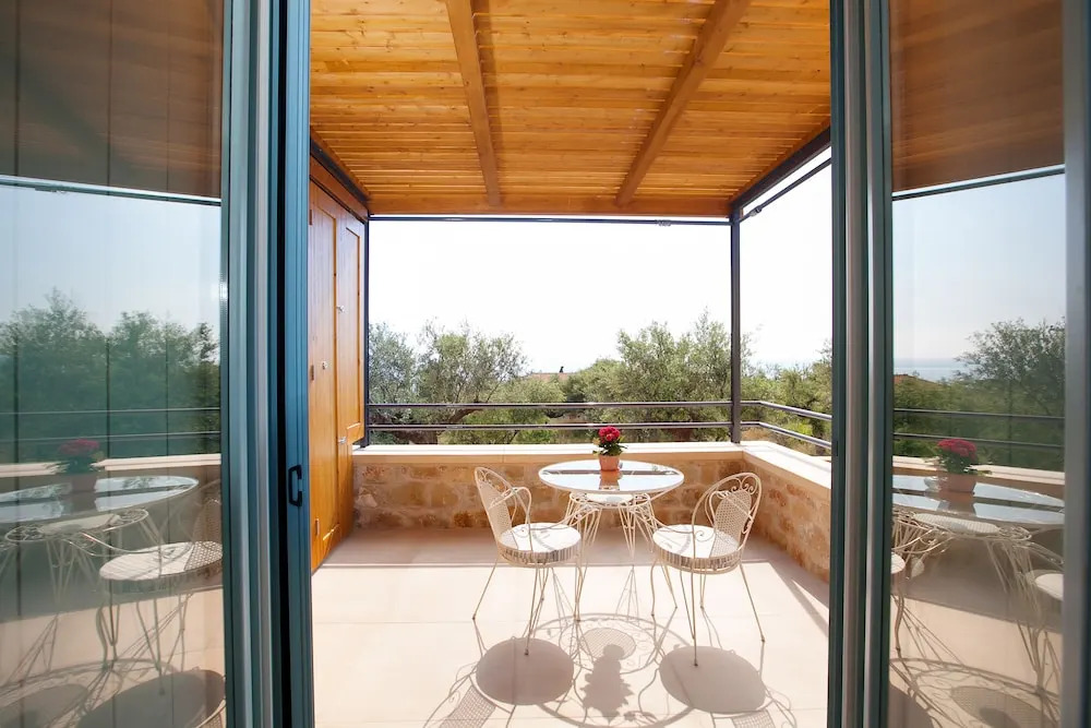 Lithos Guesthouse Kardamili